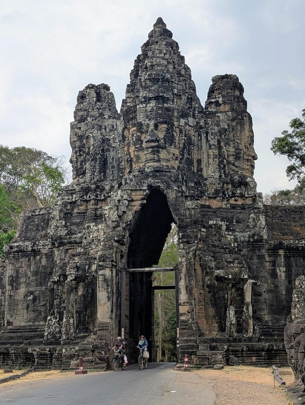 Gate at the entrance to Bayon / Angkor Thom