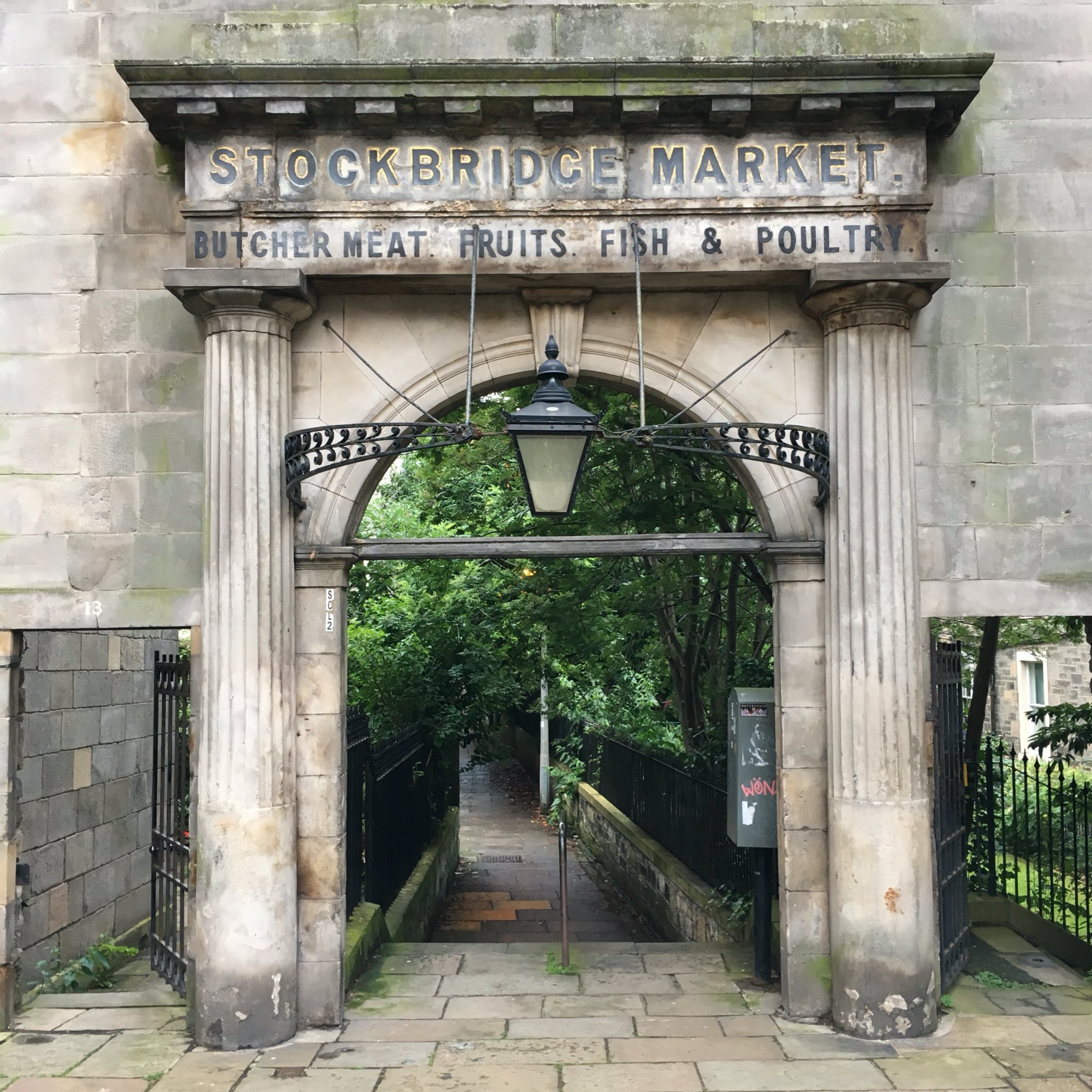 One more charming Stockbridge, Edinburgh photo. https://t.co/b1jtP6OnbE